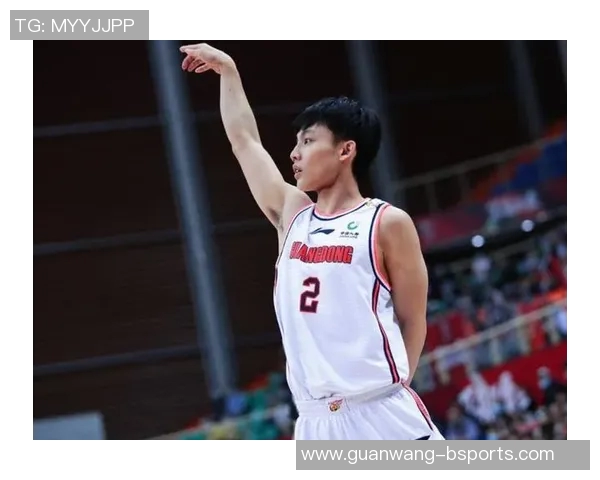 凯莱布乐福半场表现低迷仅获2篮板正负值惨淡19引发热议 凯莱布乐福半场表现低迷仅获2篮板正负值惨淡19引发热议