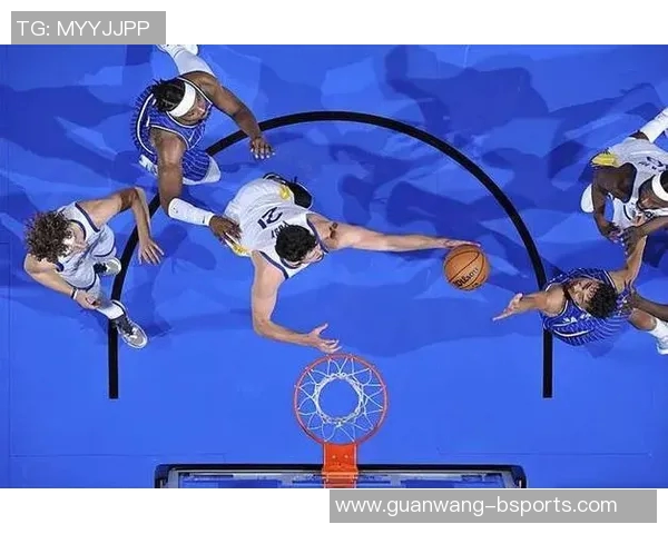 维金斯表现平平全场最低正负值21贡献18分4篮板三分球命中率不佳