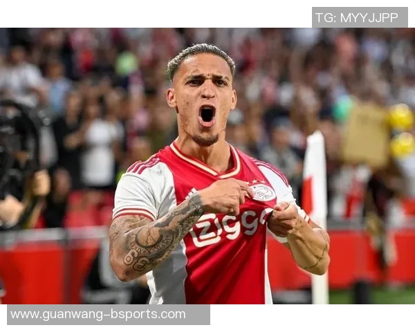 贾府球员女友不幸离世球队坚持比赛荷兰足协称决策艰难