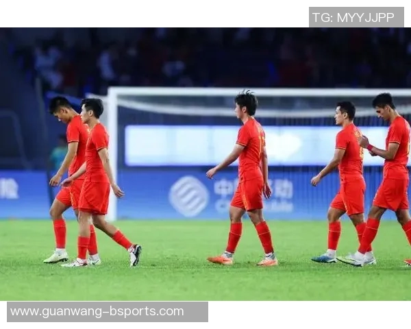 黄健翔：U23国足需突破技术瓶颈摒弃防反战术实现主动进攻