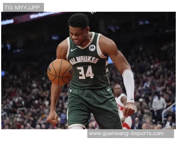 雄鹿管理层重申字母哥非卖品交易需他主动申请才能推动 雄鹿管理层重申字母哥非卖品交易需他主动申请才能推动